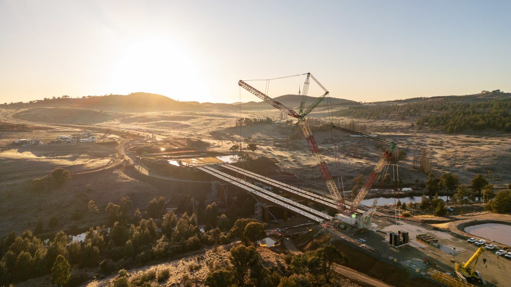 Molognlo-River-Bridge-Lift-12