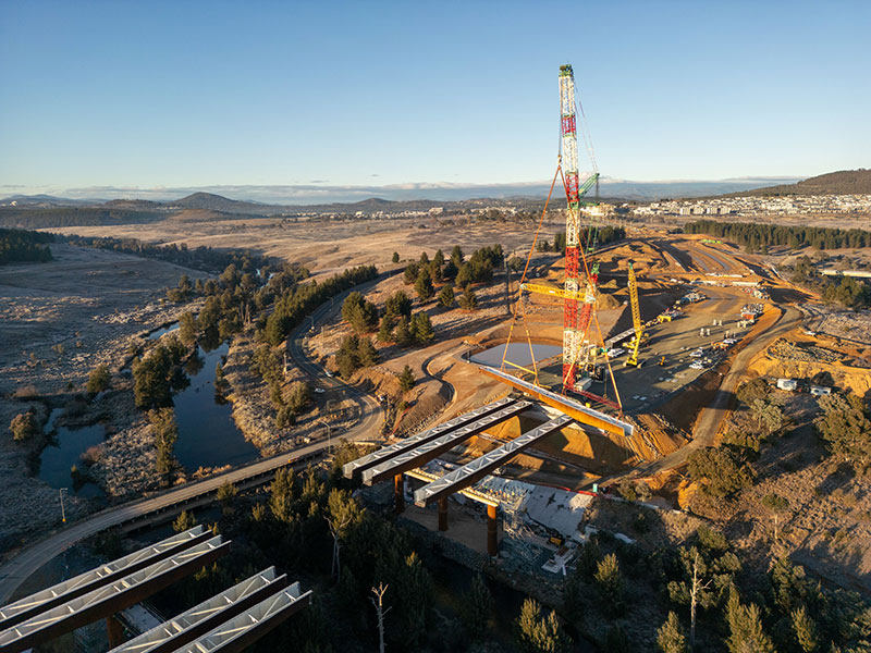 Molonglo-River-Bridge-crane-aerial
