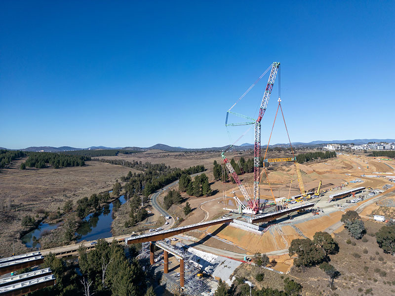 Molonglo-River-Bridge-crane-bridge-view