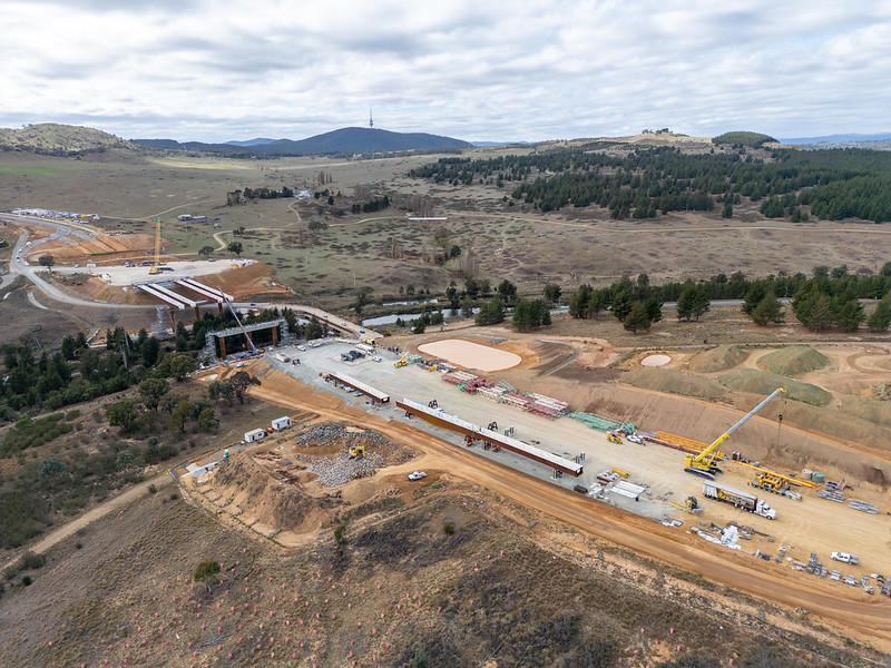 Molonglo-River-Bridge-wide-aerial-view
